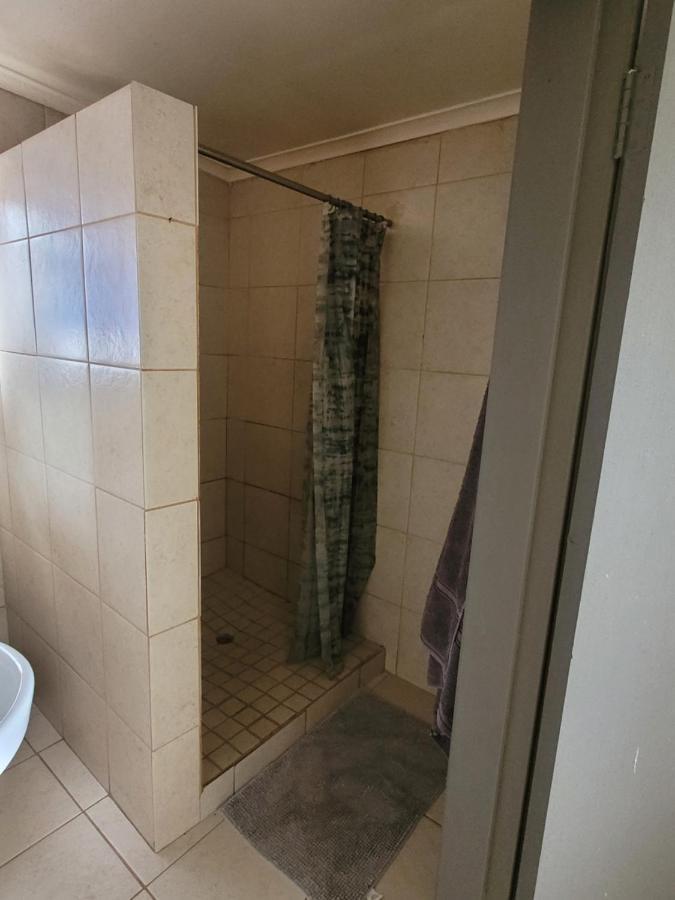 Reizigers Rusten Kempton Park Exteriér fotografie